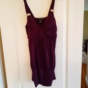 Maroon tank top with some glam